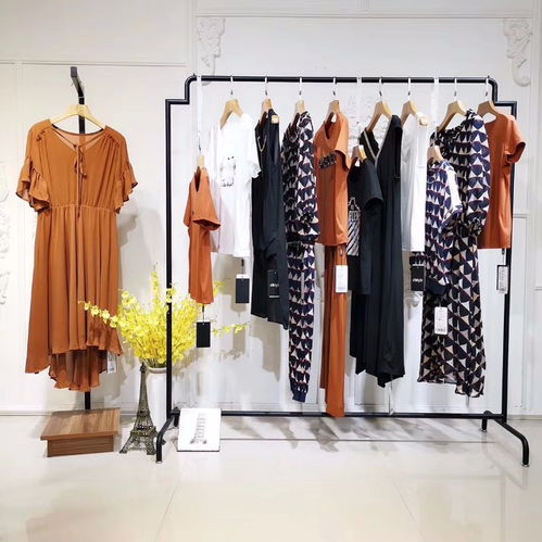 【怡紋19夏季新品女裝品牌品牌扣折女裝尾貨批發】- 